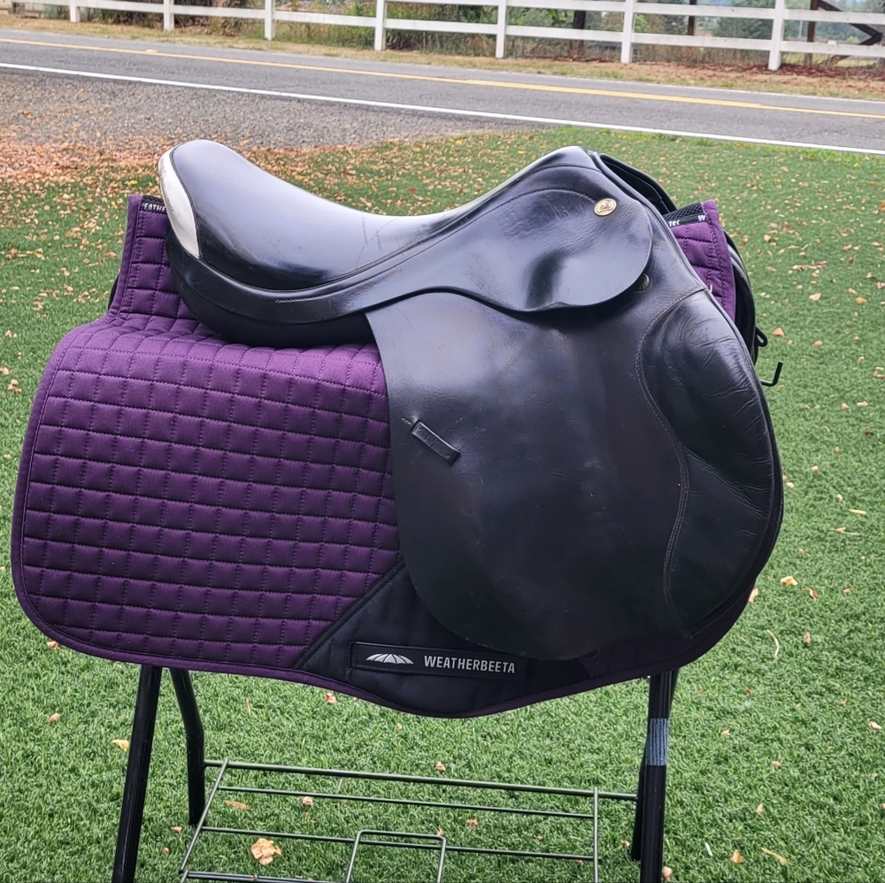Black Prestige "Appaloosa" All-purpose/ Jump Saddle 18" Seat, M Tree